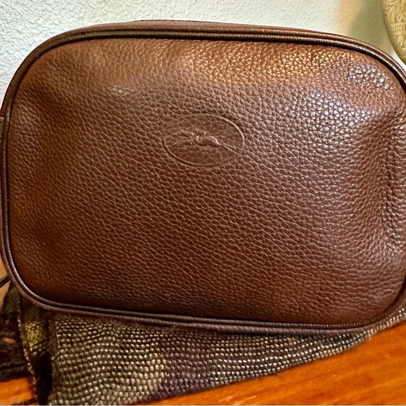 Longchamp Handbags - Vintage  Longchamp pebbled, leather brown shoulder bag